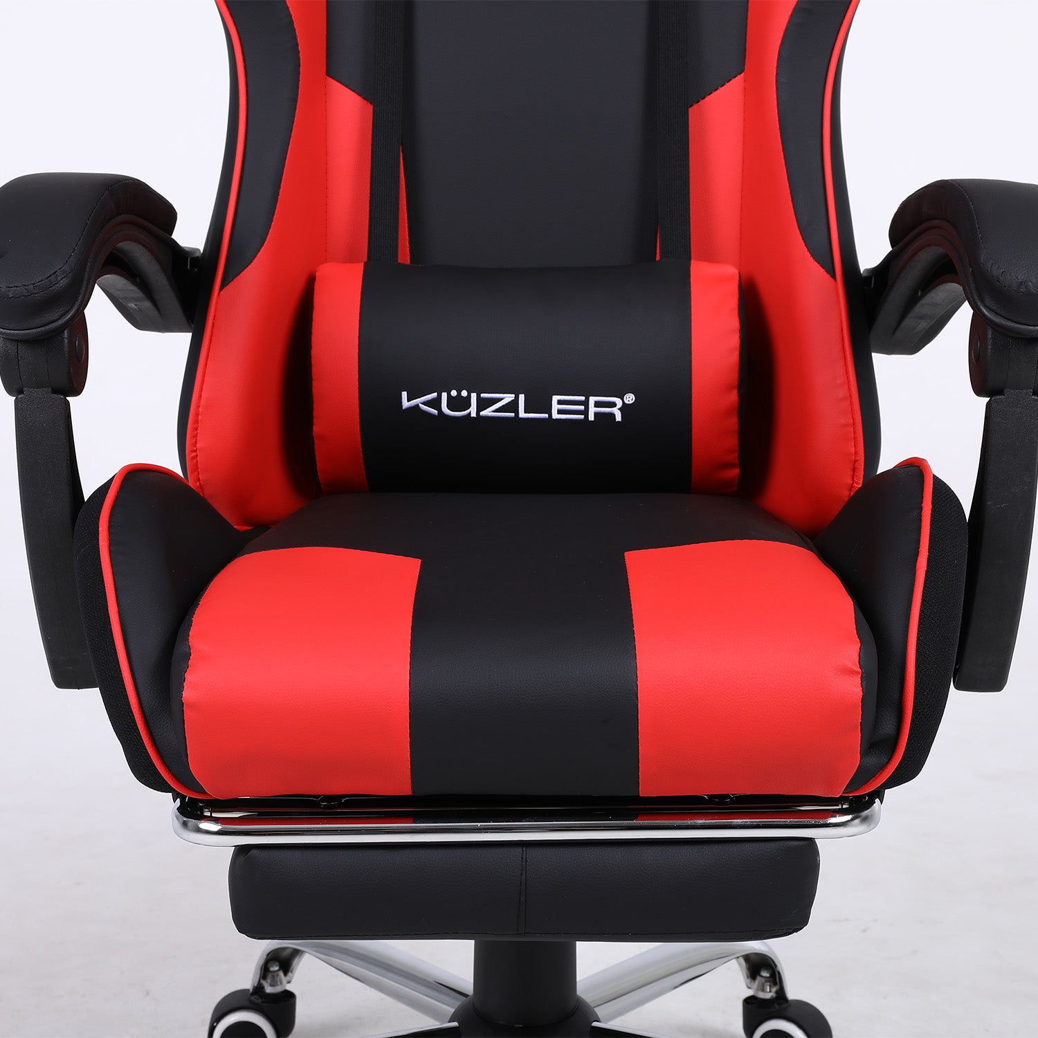 Silla Gamer roja con masajeador lumbar, reposapiés y base metálica